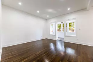8025 S Euclid Ave, Chicago, IL 60617 - Photo 11