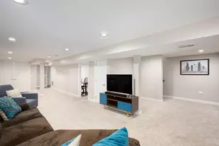 4324 N Sawyer Ave, Chicago, IL 60618 - Photo 21