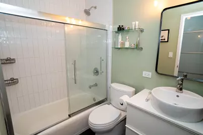 21 W Goethe Street #5G, Chicago, IL 60610 - Photo 11