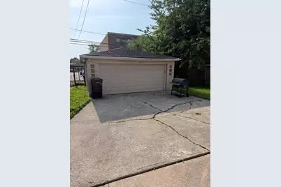 10952 S Emerald Avenue, Chicago, IL 60628 - Photo 17