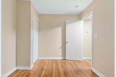 2031 S 5th Avenue, Maywood, IL 60153 - Photo 23