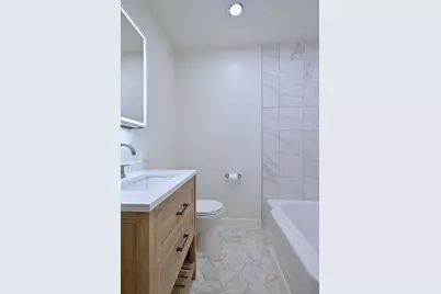1620 N 73rd Court, Elmwood Park, IL 60707 - Photo 9
