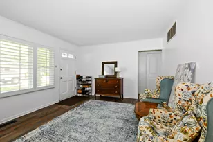 336 Mohawk St, Park Forest, IL 60466 - Photo 5