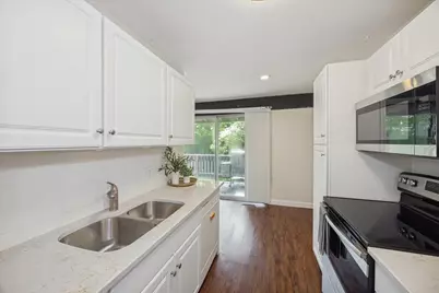 1607 Maple Terrace #2C, Lisle, IL 60532 - Photo 9