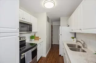 1607 Maple Terrace, Lisle, IL 60532 - Photo 7