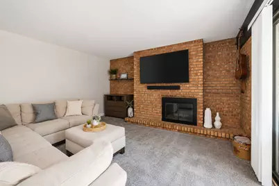 1607 Maple Terrace #2C, Lisle, IL 60532 - Photo 3