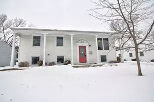 312 Hickory Ave, Romeoville, IL 60446 - Photo 1