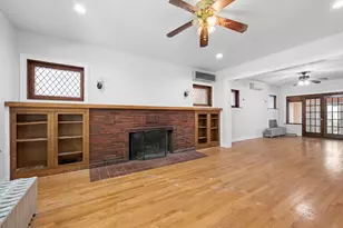 7324 S Calumet Ave, Chicago, IL 60619 - Photo 3