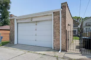 7324 S Calumet Ave, Chicago, IL 60619 - Photo 23