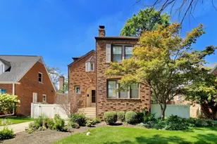 1820 S Ashland Ave, Park Ridge, IL 60068 - Photo 3
