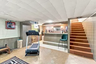 121 S Commonwealth Ave, Elgin, IL 60123 - Photo 25