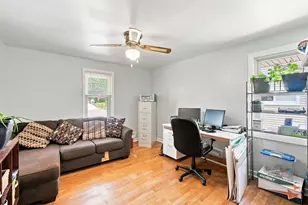 121 S Commonwealth Ave, Elgin, IL 60123 - Photo 15