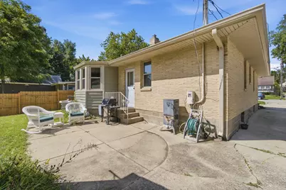 121 S Commonwealth Avenue, Elgin, IL 60123 - Photo 41