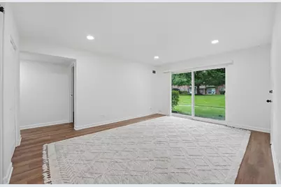 9388 Bay Colony Drive #1S, Des Plaines, IL 60016 - Photo 17