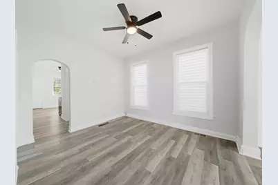 8731 S Carpenter Street, Chicago, IL 60620 - Photo 7