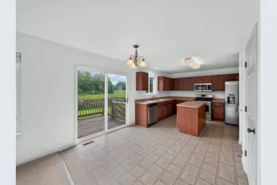 1911 Cameron Drive, Hampshire, IL 60140 - Photo 11