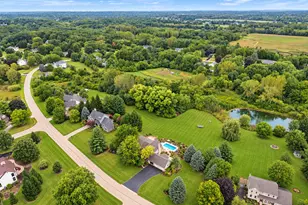 40W920 Bridle Creek Dr, Saint Charles, IL 60175 - Photo 25