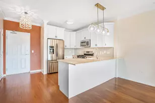 145 S York St, Elmhurst, IL 60126 - Photo 7