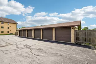 17940 Royal Oak Ct, Tinley Park, IL 60477 - Photo 17