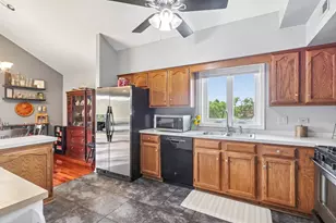 17940 Royal Oak Ct, Tinley Park, IL 60477 - Photo 9