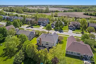 1164 Dorr Dr, Sugar Grove, IL 60554 - Photo 41