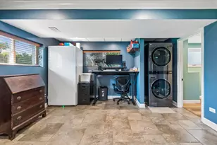 10009 NW Circle Dr, Richmond, IL 60071 - Photo 11