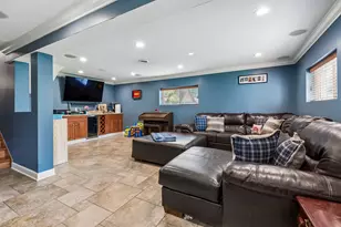 10009 NW Circle Dr, Richmond, IL 60071 - Photo 9
