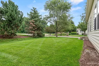1648 Colchester Lane, Aurora, IL 60505 - Photo 23