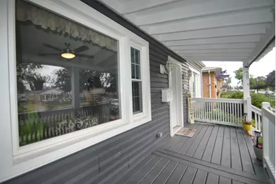 1600 N 33rd Avenue, Melrose Park, IL 60160 - Photo 5