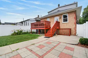 1147 Wesley Ave, Oak Park, IL 60304 - Photo 29