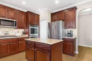2767 Blakely Ln, Naperville, IL 60540 - Photo 15