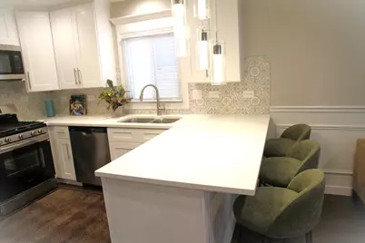 9042 S Emerald Avenue, Chicago, IL 60620 - Photo 9