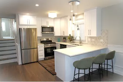 9042 S Emerald Avenue, Chicago, IL 60620 - Photo 3