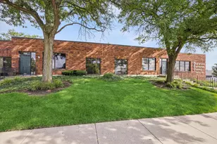 414 Plaza Dr, Westmont, IL 60559 - Photo 1