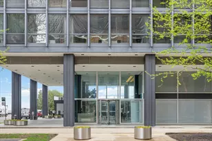 910 N Lake Shore Dr, Chicago, IL 60611 - Photo 3
