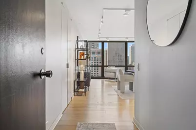 910 N Lake Shore Drive #2820, Chicago, IL 60611 - Photo 5