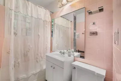 1311 W Columbia Avenue, Chicago, IL 60626 - Photo 15