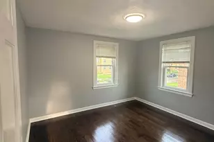 304 Hyde Park Ave, Bellwood, IL 60104 - Photo 5