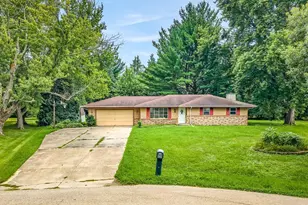 3919 Falling Leaf Dr, Rockford, IL 61109 - Photo 1