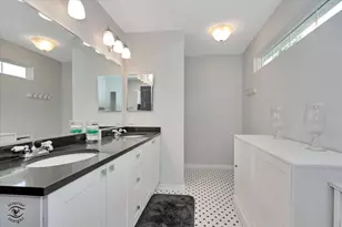 18167 Mager Dr, Tinley Park, IL 60487 - Photo 17