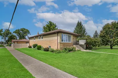 8044 Menard Avenue, Burbank, IL 60459 - Photo 25