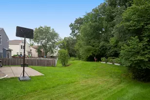 1531 Vineyard Dr, Gurnee, IL 60031 - Photo 23