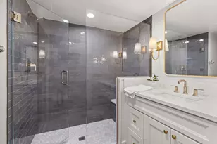 8918 Parkside Ave, Morton Grove, IL 60053 - Photo 21