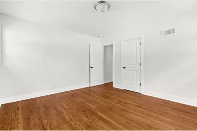 8918 Parkside Avenue, Morton Grove, IL 60053 - Photo 17