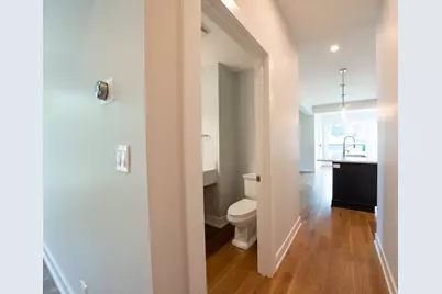 1901 W Berwyn Avenue #1, Chicago, IL 60640 - Photo 5