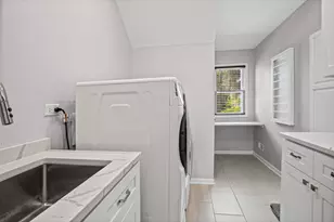 2917 Whispering Oaks Dr, Buffalo Grove, IL 60089 - Photo 19
