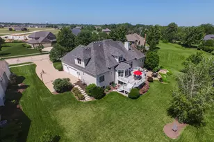 910 Freedom Cir, Sycamore, IL 60178 - Photo 53