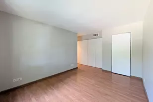 700 Perrie Dr, Elk Grove Village, IL 60007 - Photo 15