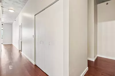 235 W Van Buren Street #1807, Chicago, IL 60607 - Photo 9