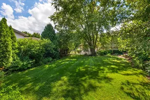 235 Indianwood Ln, West Chicago, IL 60185 - Photo 33